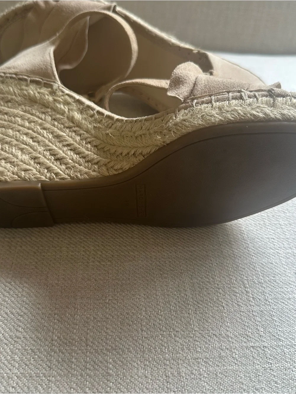 Marc Fisher feminine ruffle